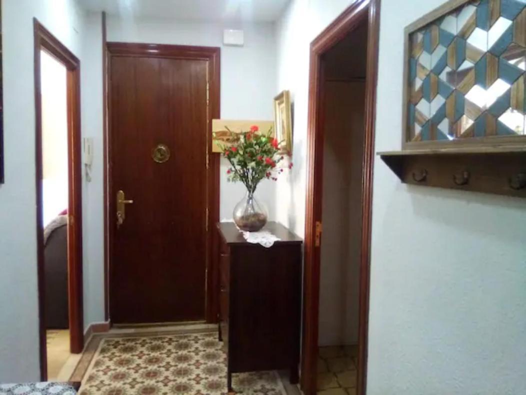 Las Golondrinas Zaragoza Habitacion Individual Exterior photo